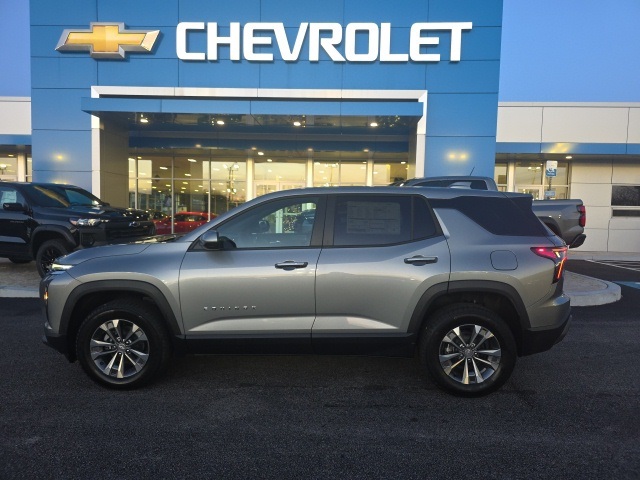 2026 Chevrolet Equinox LT photo 3