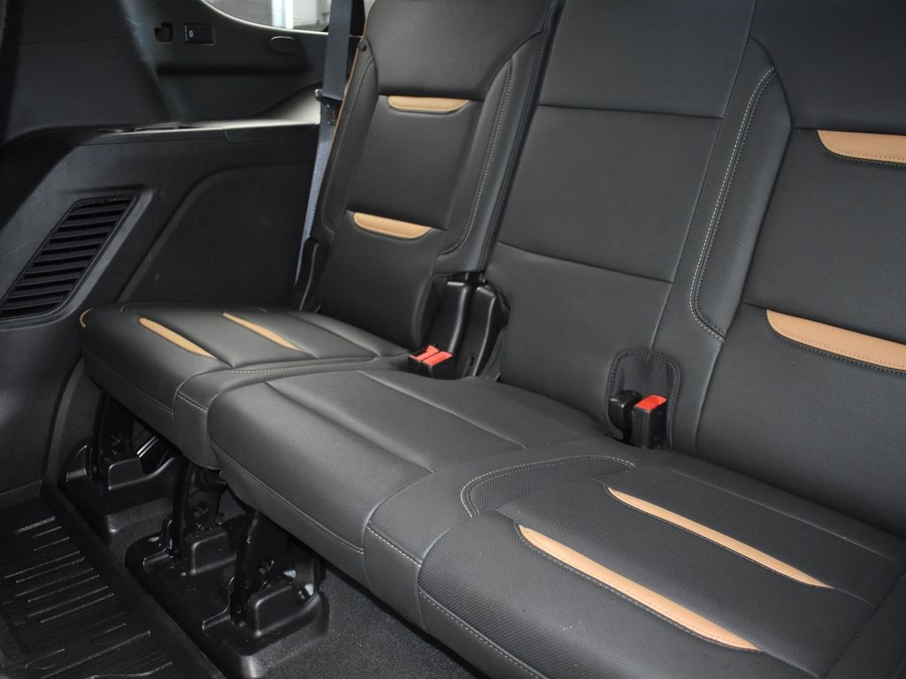 2024 Midnight Blue Metallic GMC Yukon AT4 4X4 SUV