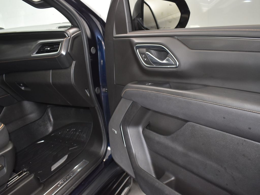 2024 Midnight Blue Metallic GMC Yukon AT4 4X4 SUV