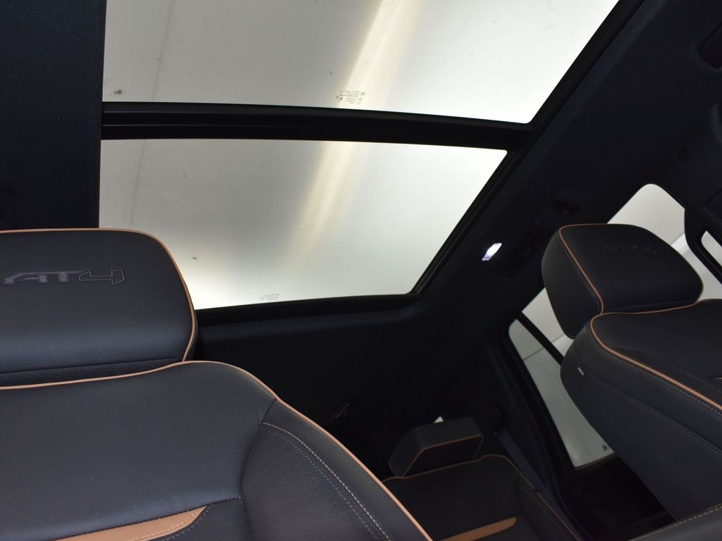 2024 Midnight Blue Metallic GMC Yukon AT4 4X4 SUV