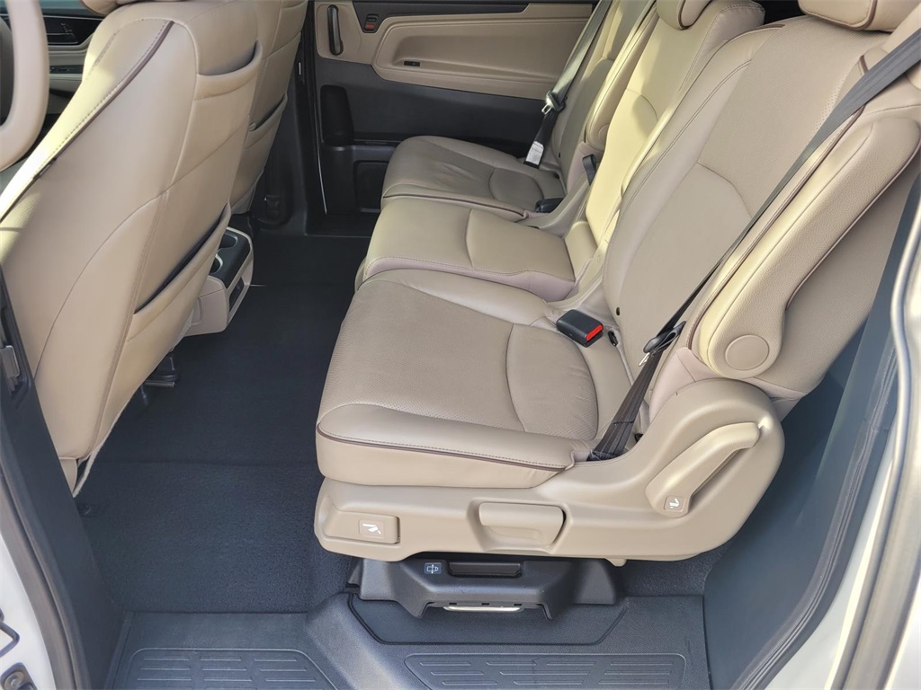 used 2022 Honda Odyssey car, priced at $35,800