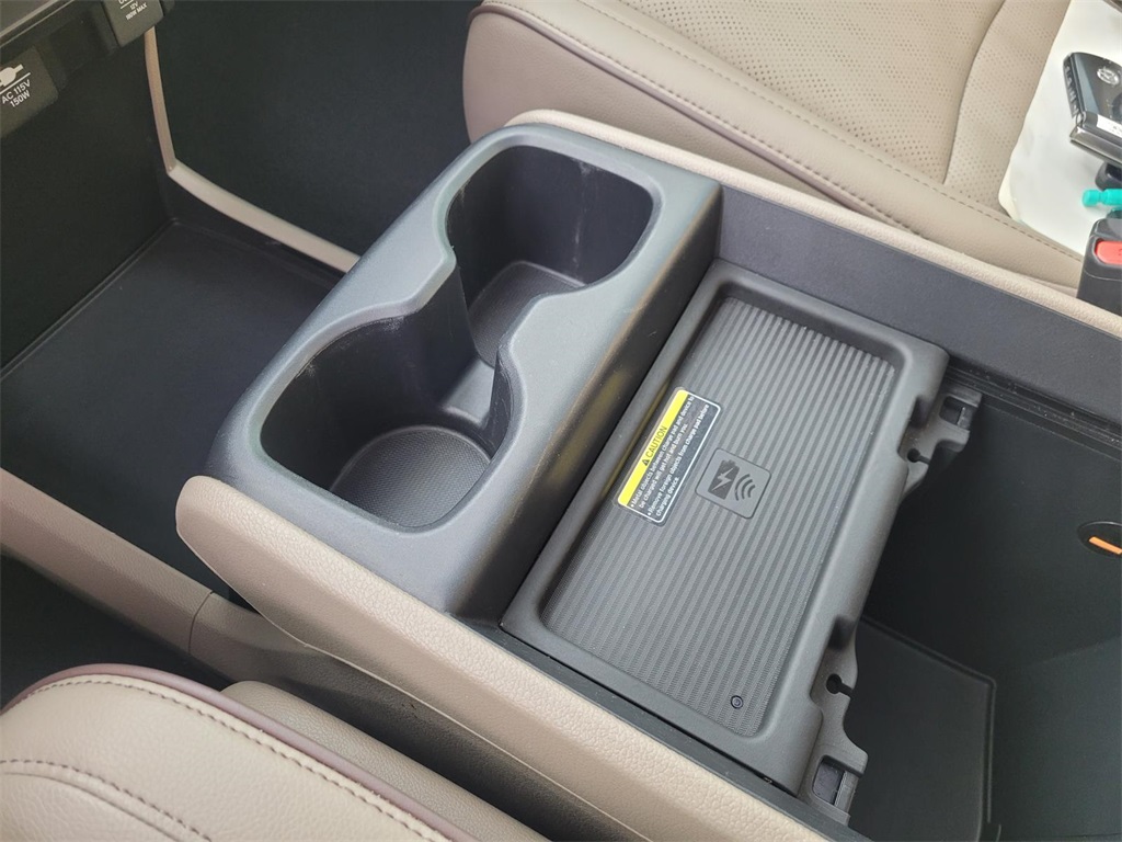 used 2022 Honda Odyssey car, priced at $35,800