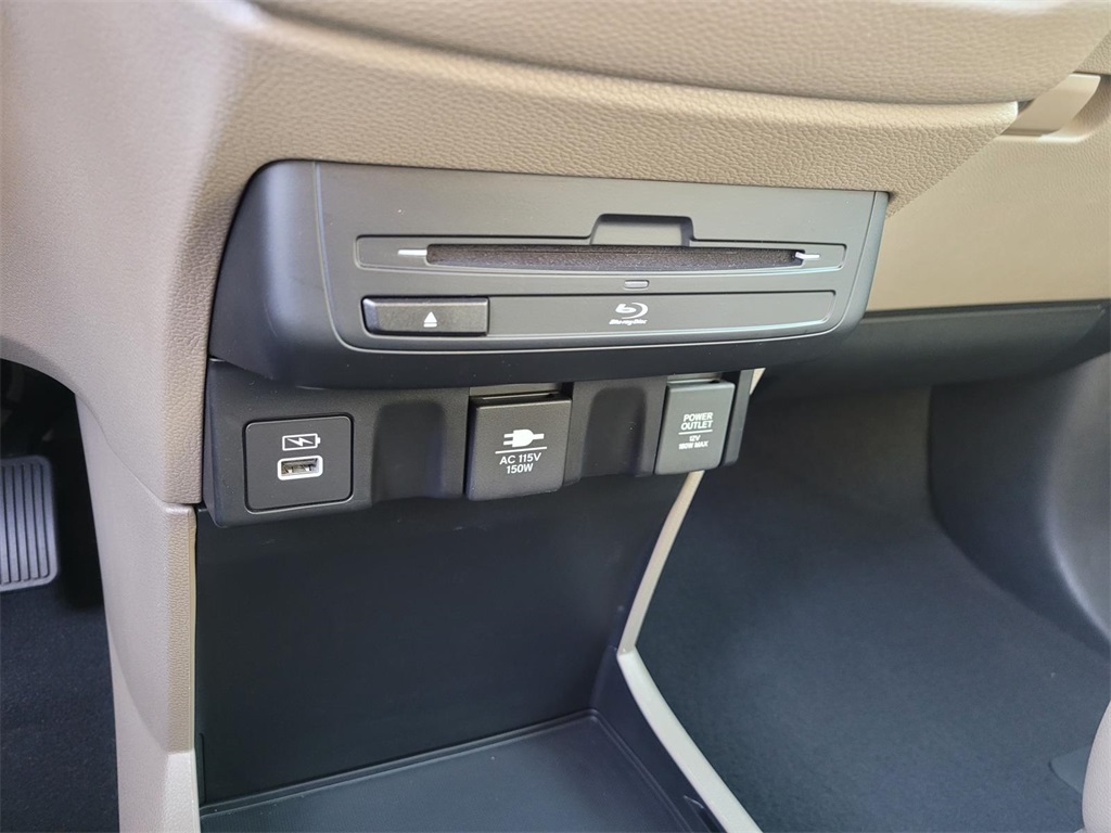 used 2022 Honda Odyssey car, priced at $35,800