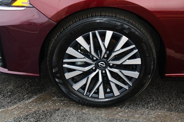 used 2025 Nissan Altima car, priced at $23,888