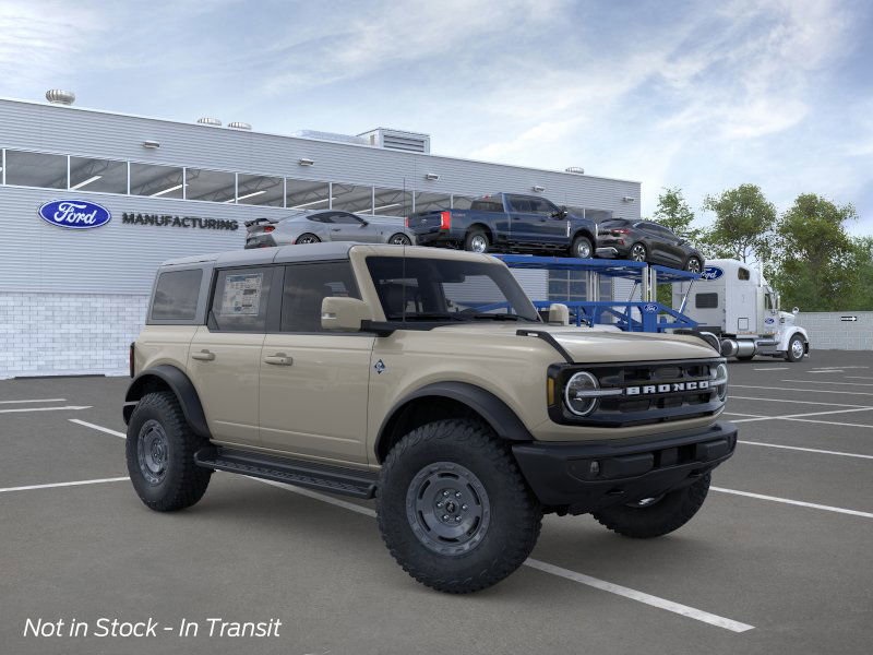 2025 Ford Bronco 4-Door Outer Banks's photo