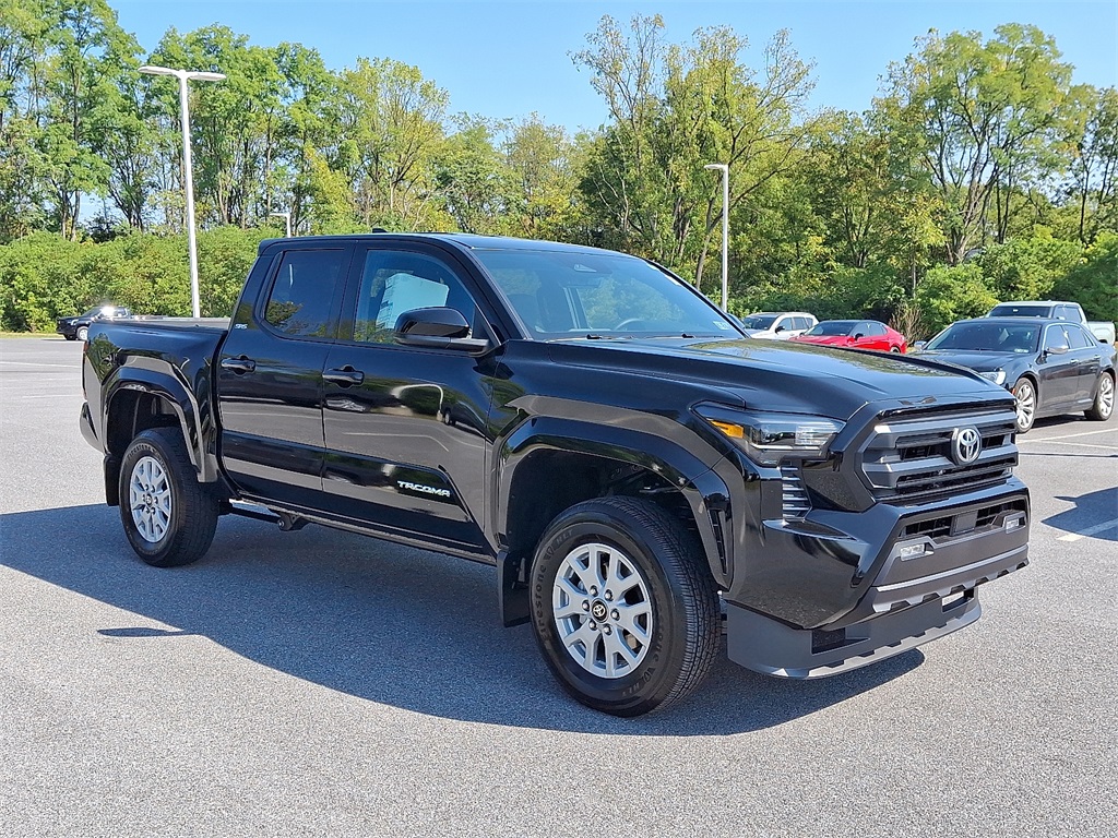 2025 Toyota Tacoma SR5 Double Cab photo 3