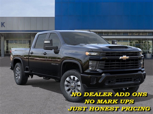 2025 Chevrolet Silverado 2500HD Custom photo 4