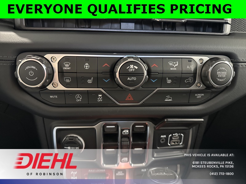 2025 Jeep Gladiator Mojave photo 28