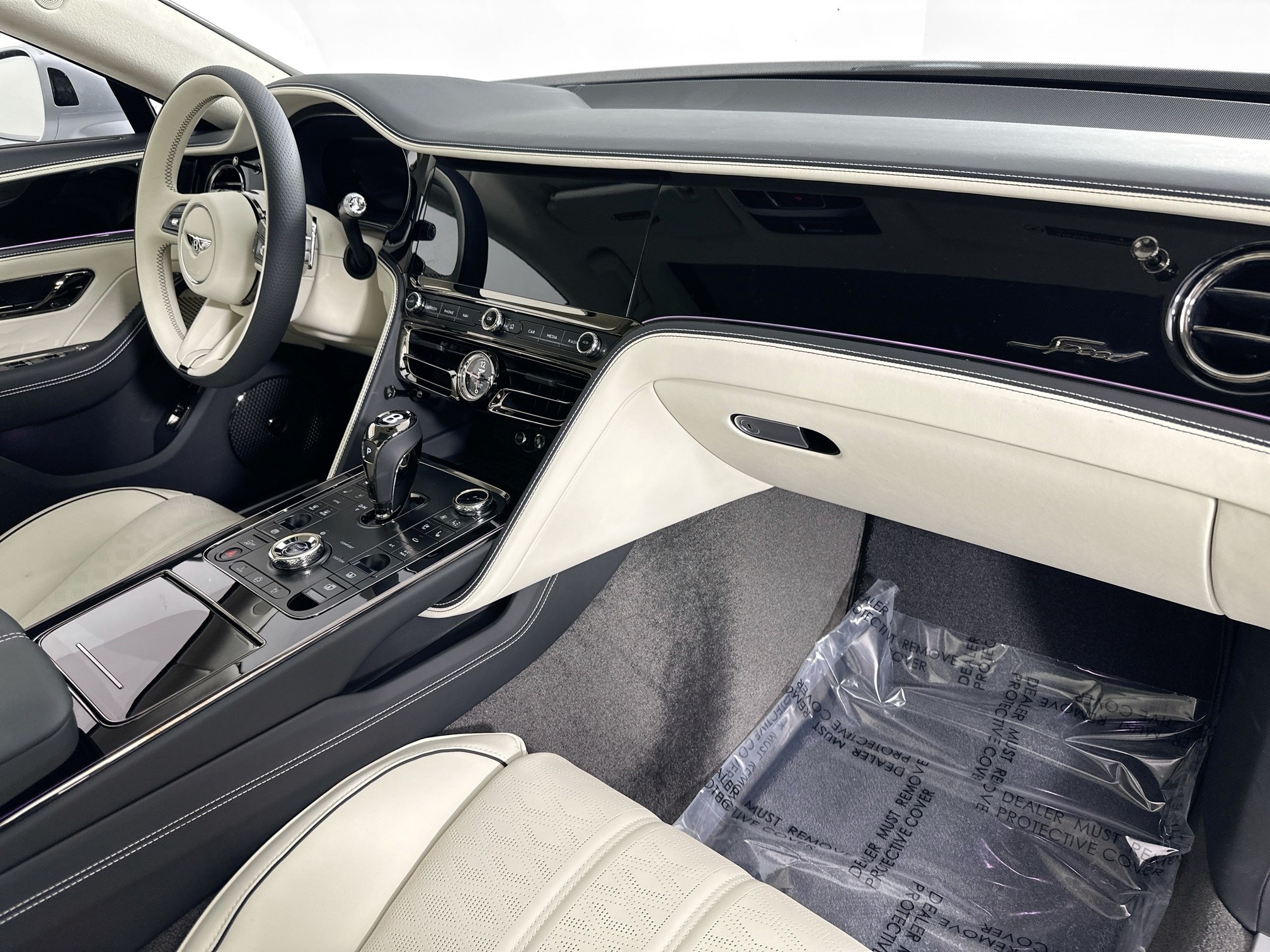 new 2025 Bentley Flying Spur car