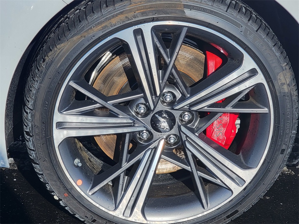 new 2025 Genesis G70 car, priced at $53,998