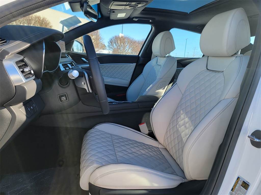 new 2025 Genesis G70 car, priced at $53,998