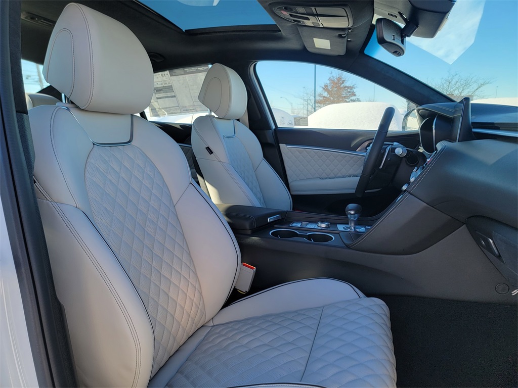 new 2025 Genesis G70 car, priced at $53,998