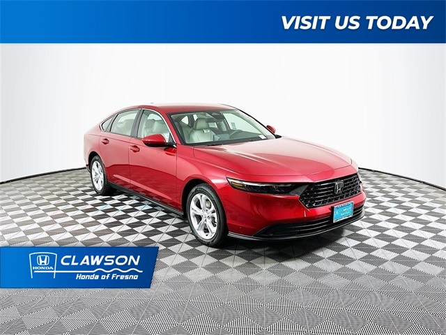 2025 Honda Accord LX's photo