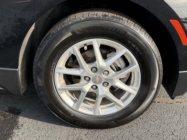 used 2024 Chevrolet Equinox car, priced at $19,355