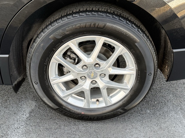 used 2024 Chevrolet Equinox car, priced at $19,355