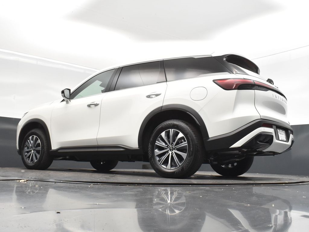 2025 Glacier White Infiniti QX60 PURE FWD SUV