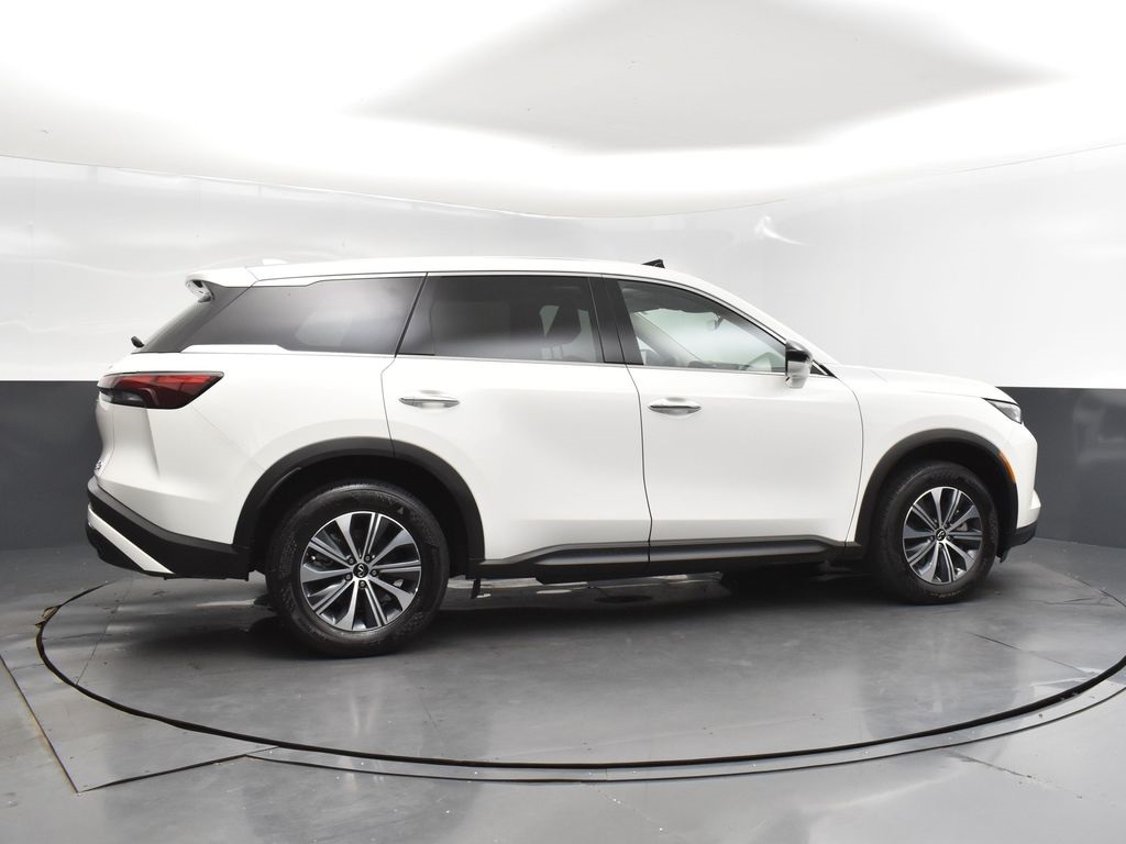 2025 Glacier White Infiniti QX60 PURE FWD SUV