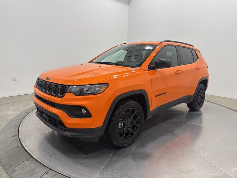 2026 Jeep Compass Latitude Altitude photo 3