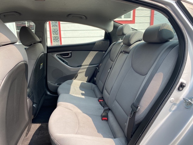 2012 Hyundai Elantra