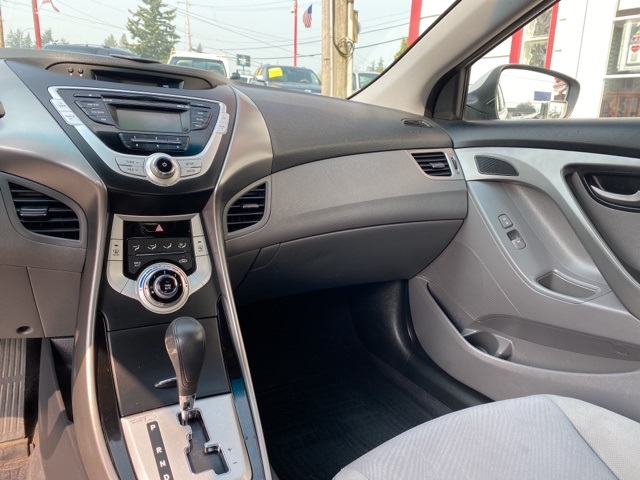 2012 Hyundai Elantra