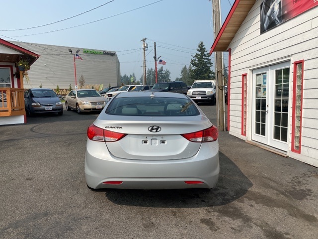 2012 Hyundai Elantra