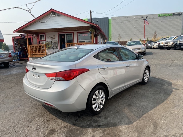 2012 Hyundai Elantra