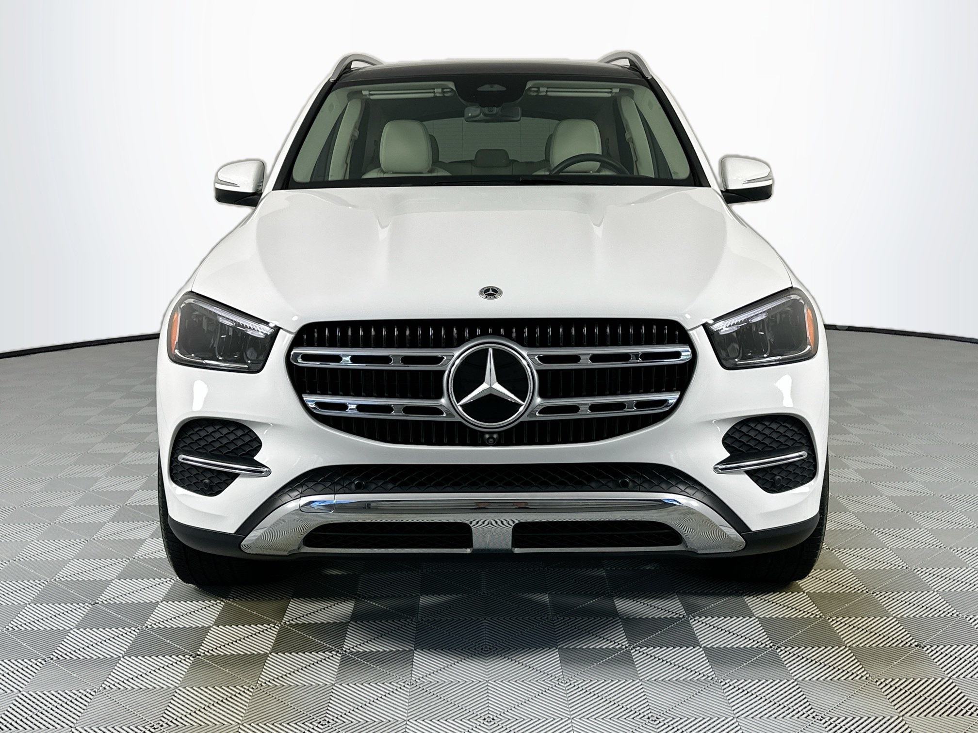 used 2024 Mercedes-Benz GLE car, priced at $58,998