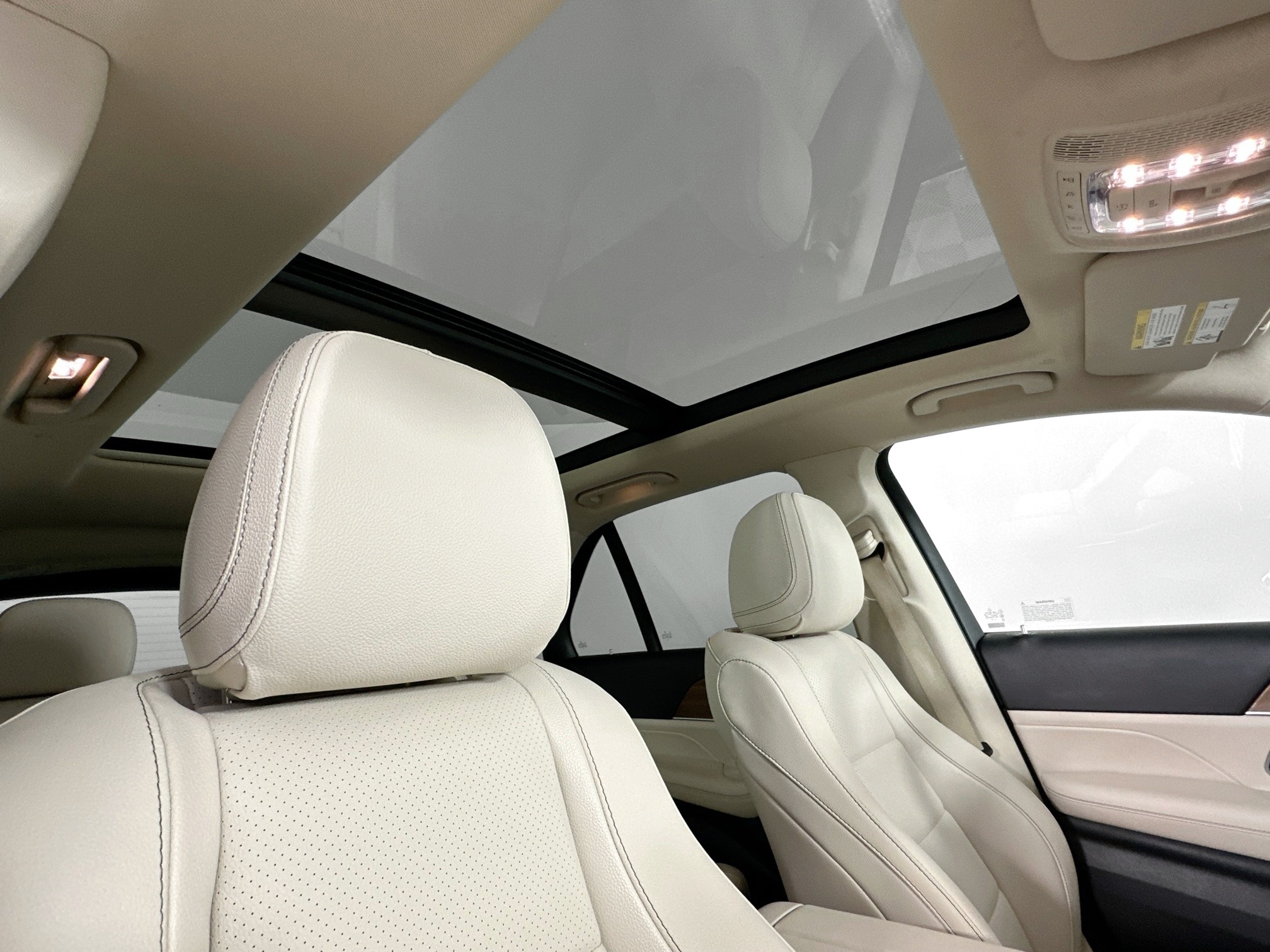 used 2024 Mercedes-Benz GLE car, priced at $58,998