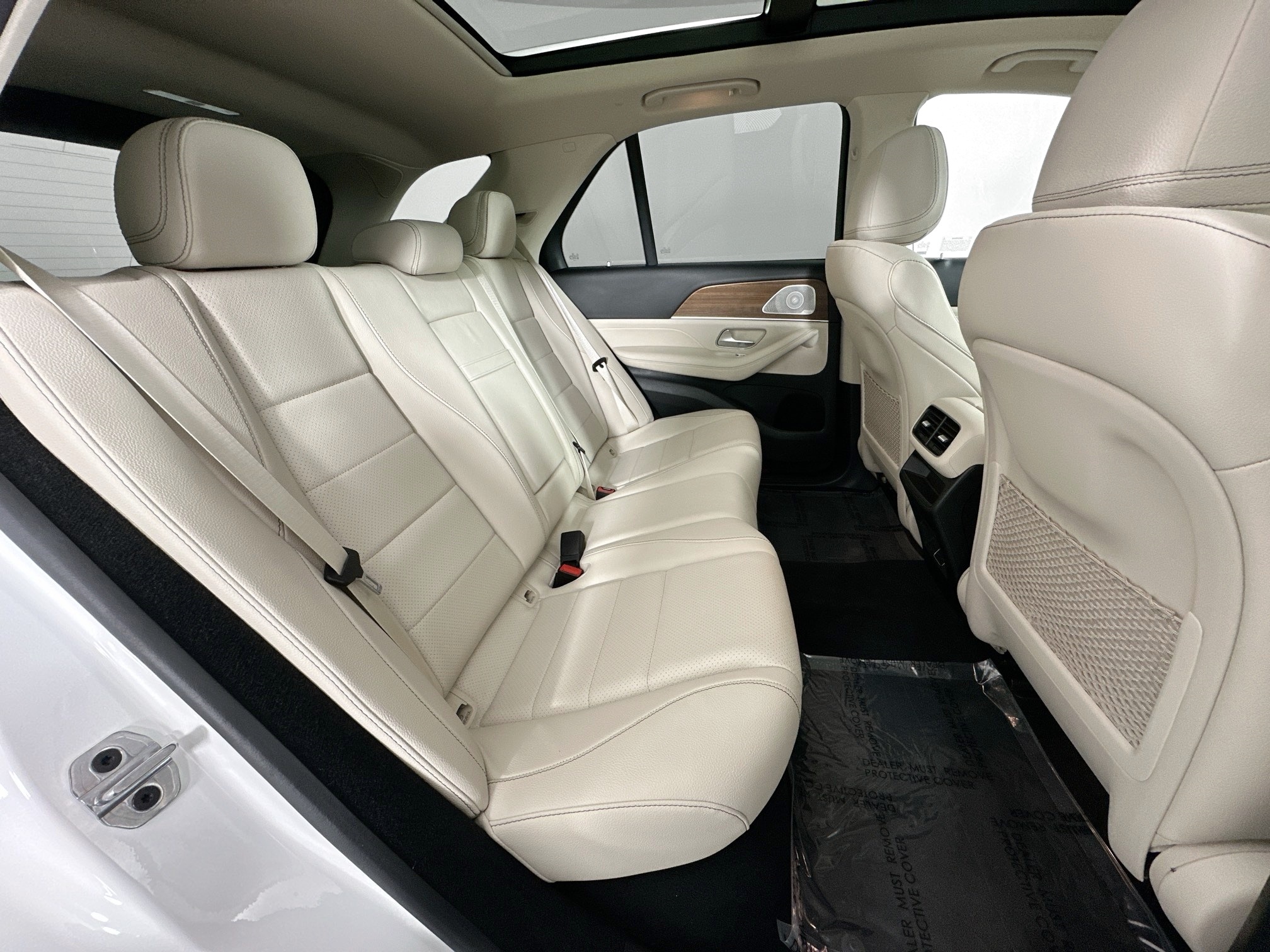 used 2024 Mercedes-Benz GLE car, priced at $58,998