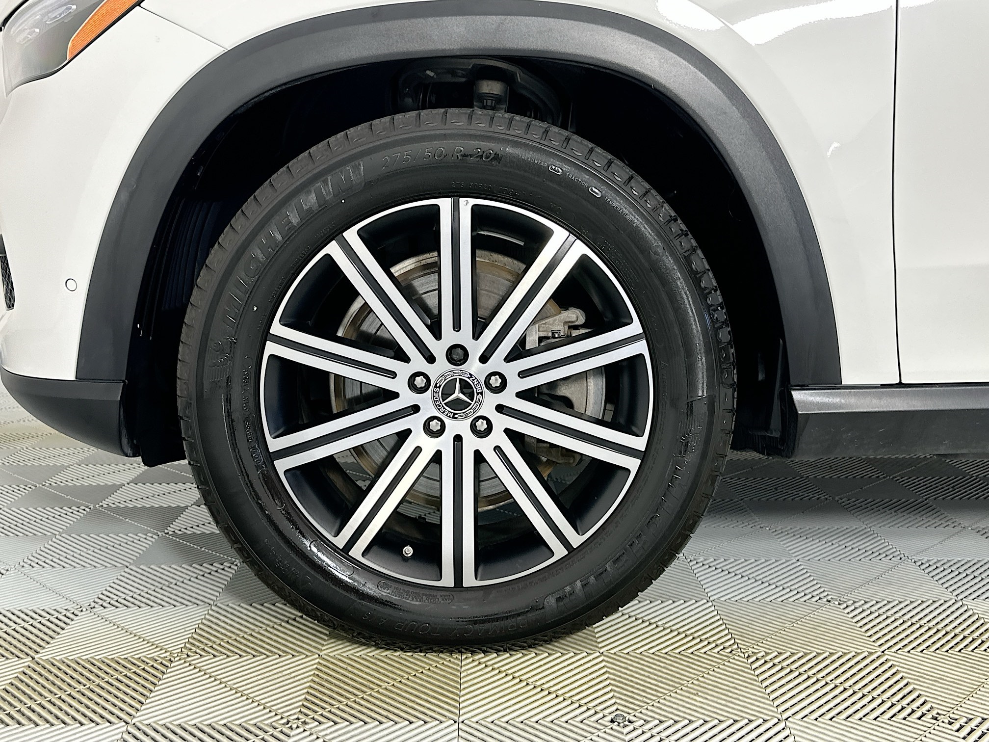 used 2024 Mercedes-Benz GLE car, priced at $58,998