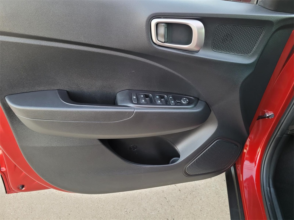 used 2025 Hyundai Venue car, priced at $19,500