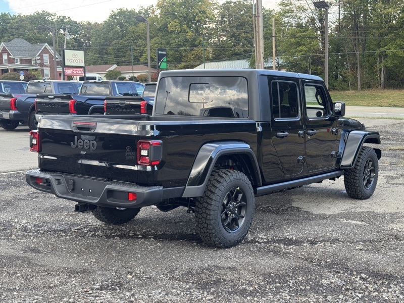 2025 Jeep Gladiator Willys photo 3
