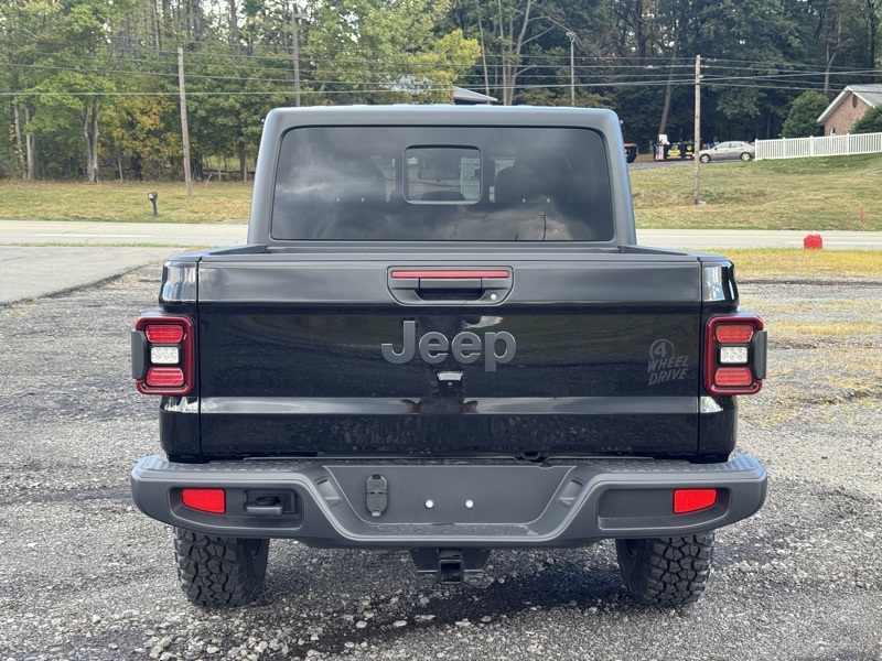 2025 Jeep Gladiator Willys photo 4