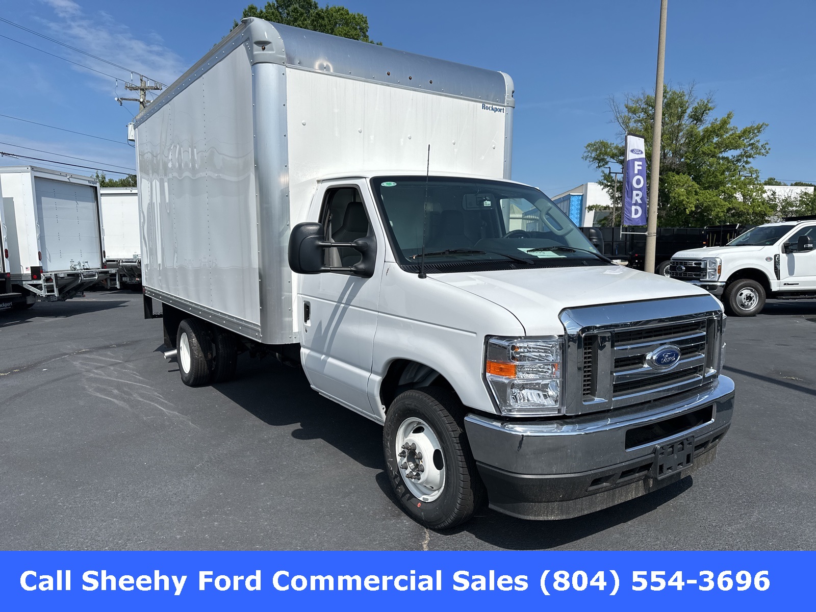 2025 Ford E-350 photo 4
