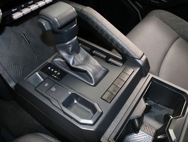 2024 Toyota Tacoma SR photo 17