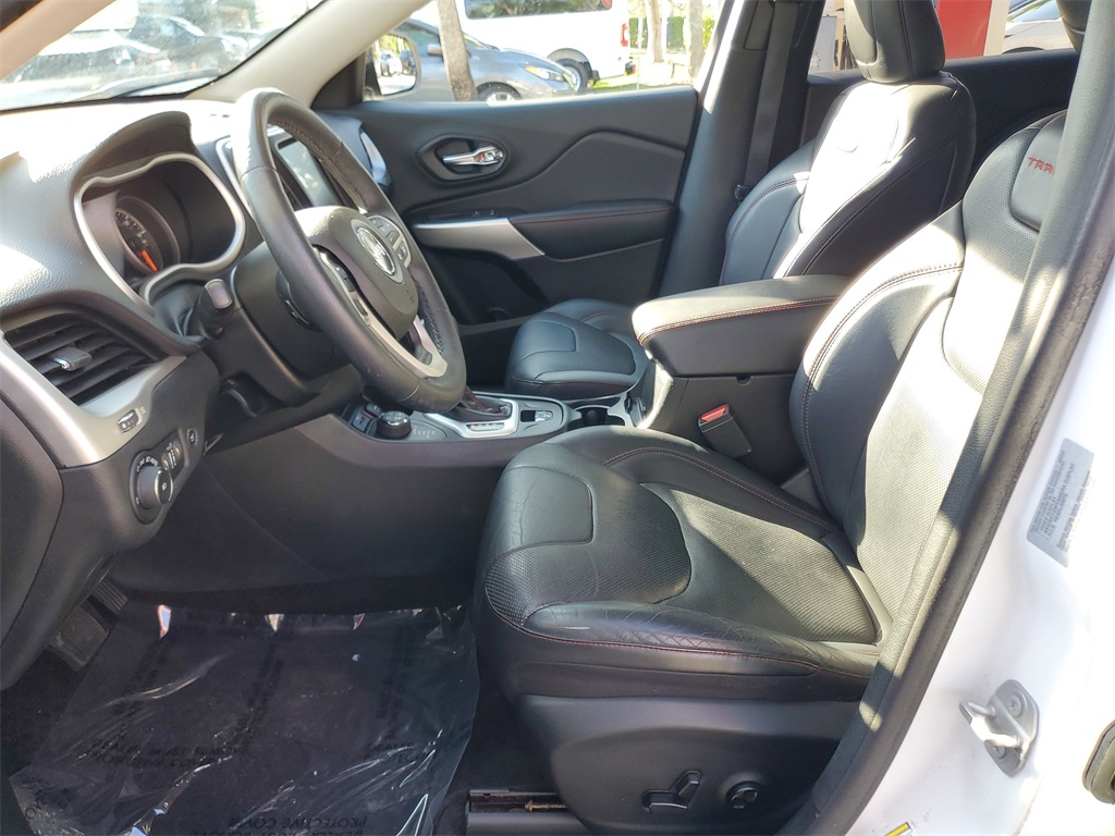 used 2017 Jeep Cherokee car, priced at $15,495