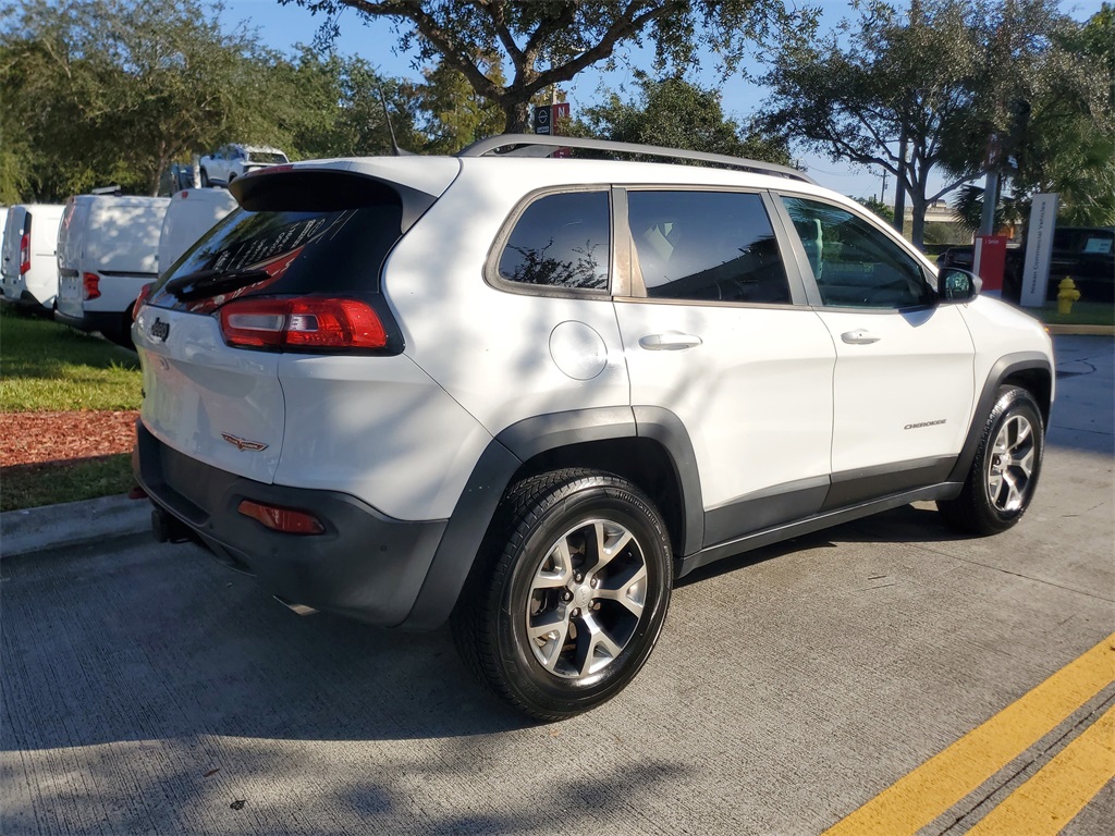 used 2017 Jeep Cherokee car, priced at $15,495