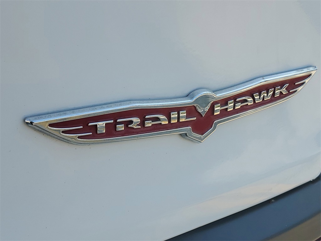 used 2017 Jeep Cherokee car, priced at $15,495