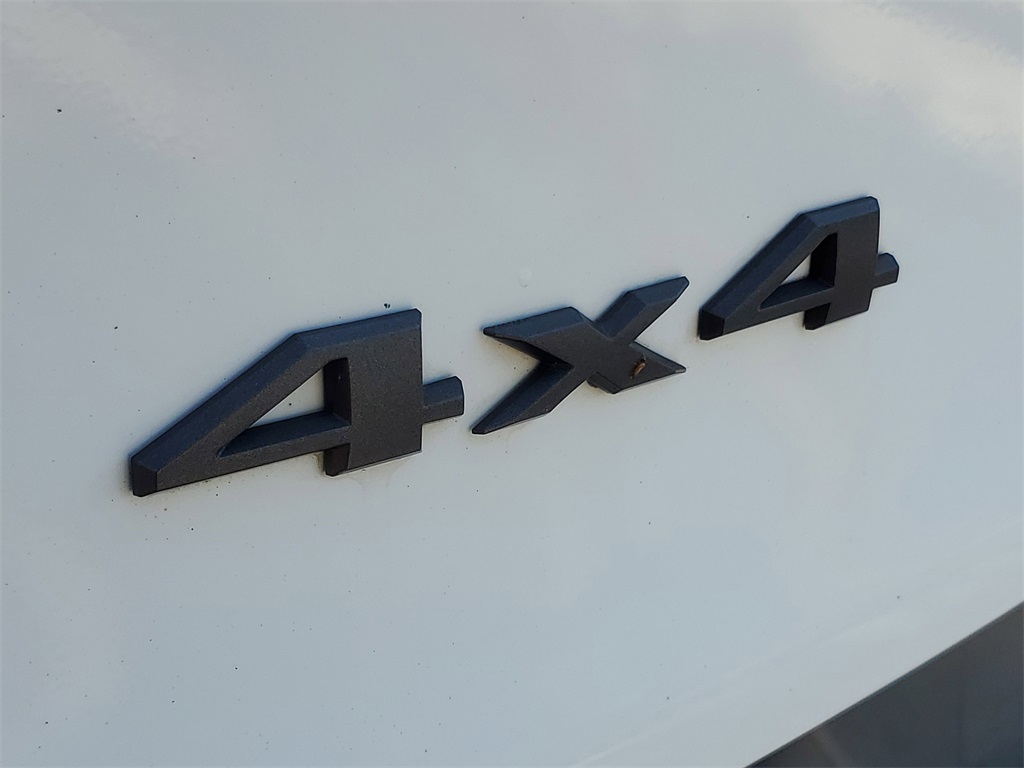 used 2017 Jeep Cherokee car, priced at $15,495