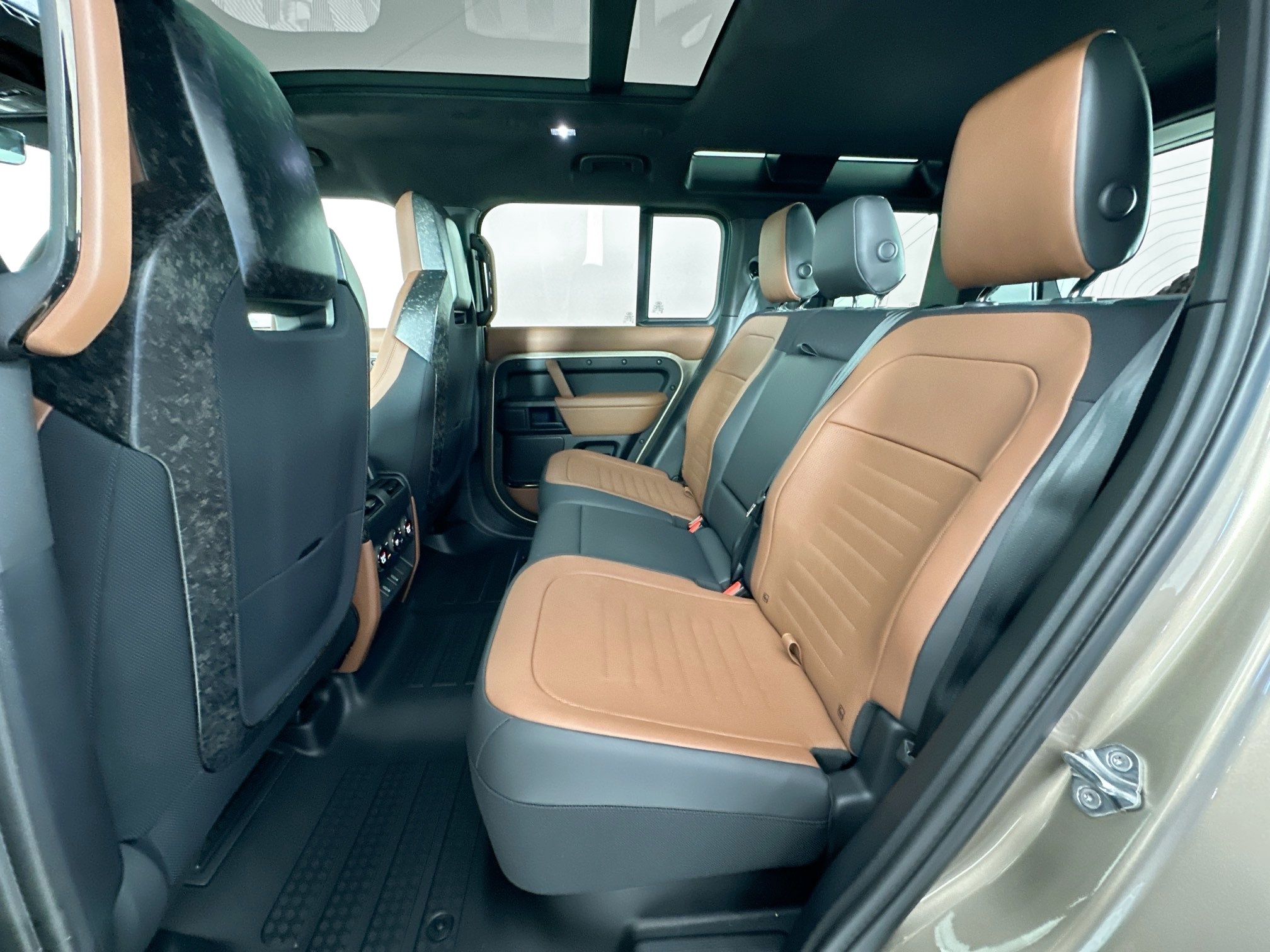 new 2026 Land Rover Defender 110 car, priced at $181,006