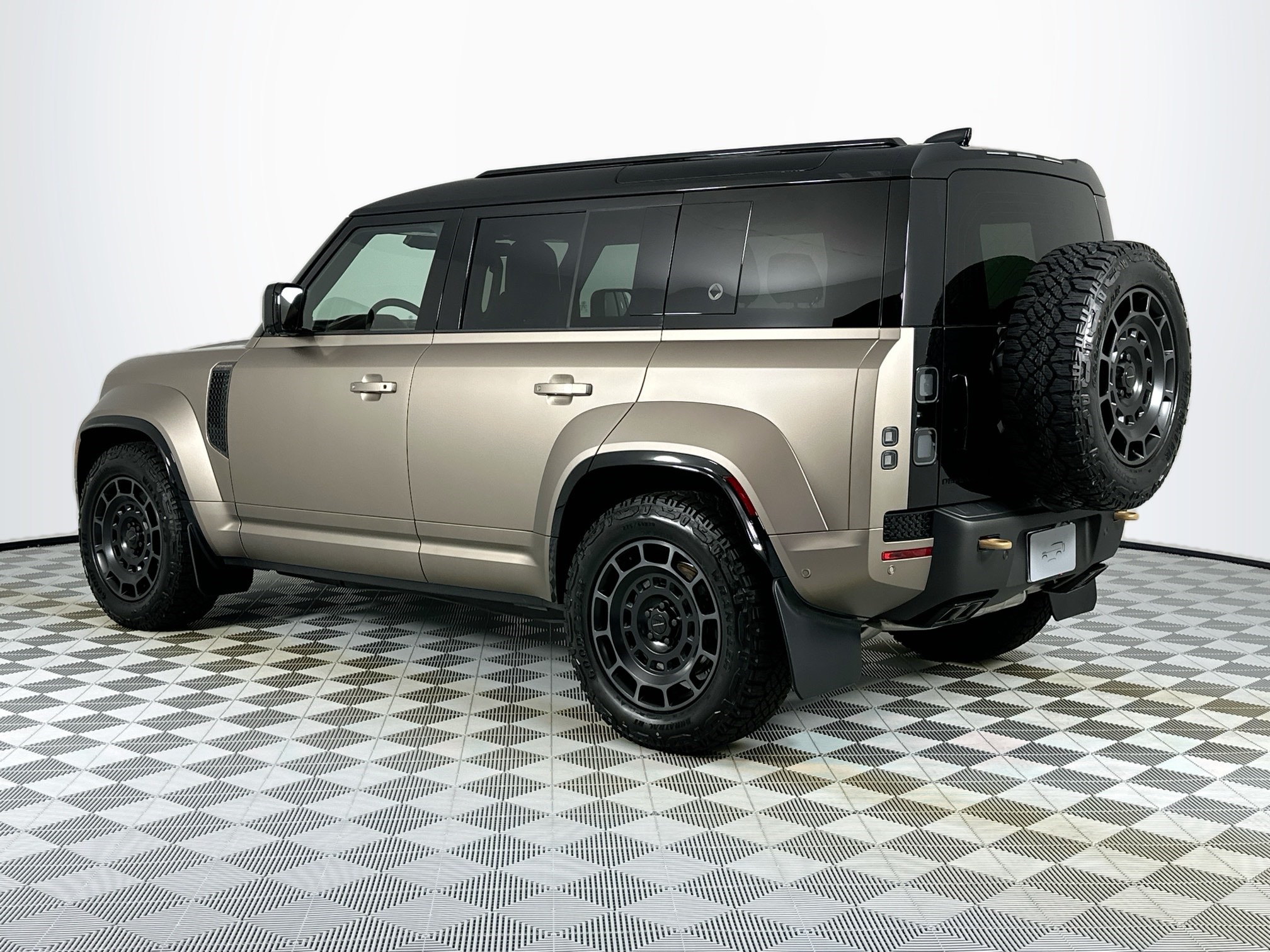 new 2026 Land Rover Defender 110 car, priced at $181,006