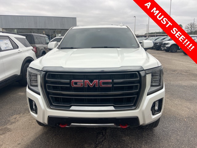 2022 GMC Yukon AT4's photo