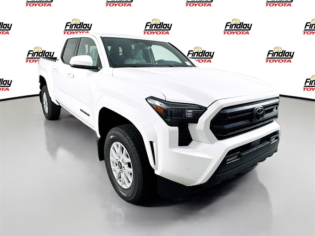 2025 Toyota Tacoma SR5's photo