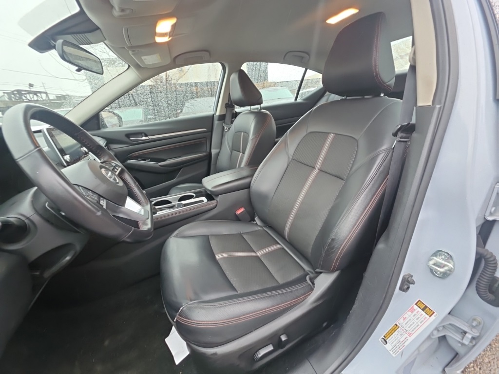 used 2023 Nissan Altima car