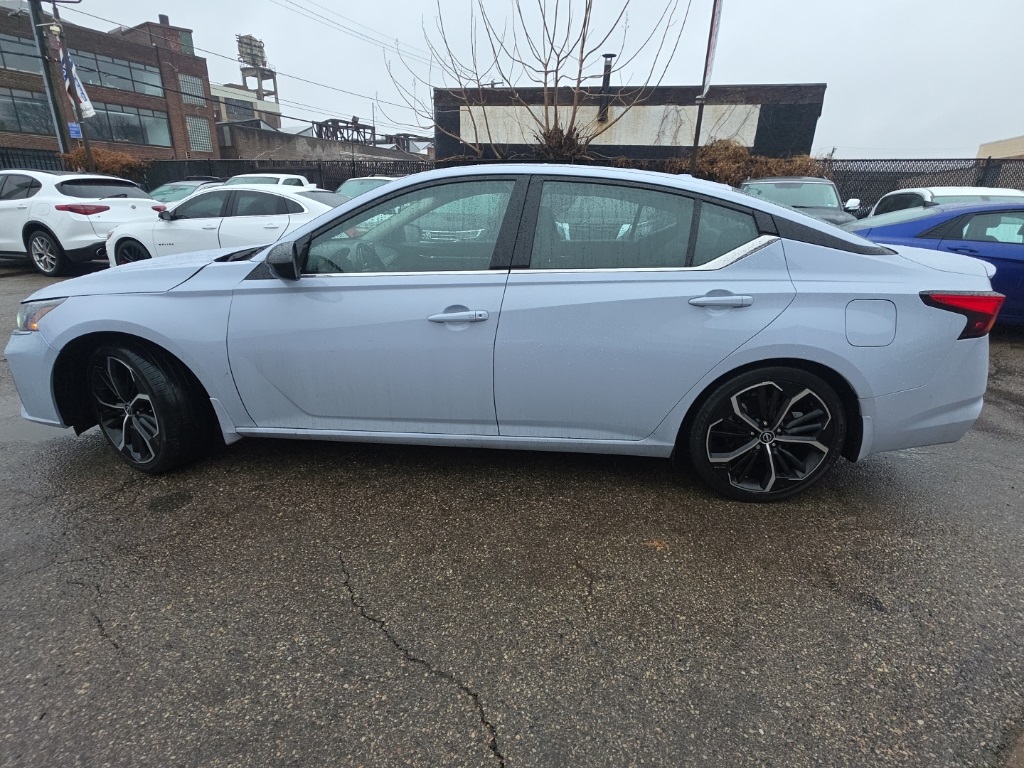 used 2023 Nissan Altima car