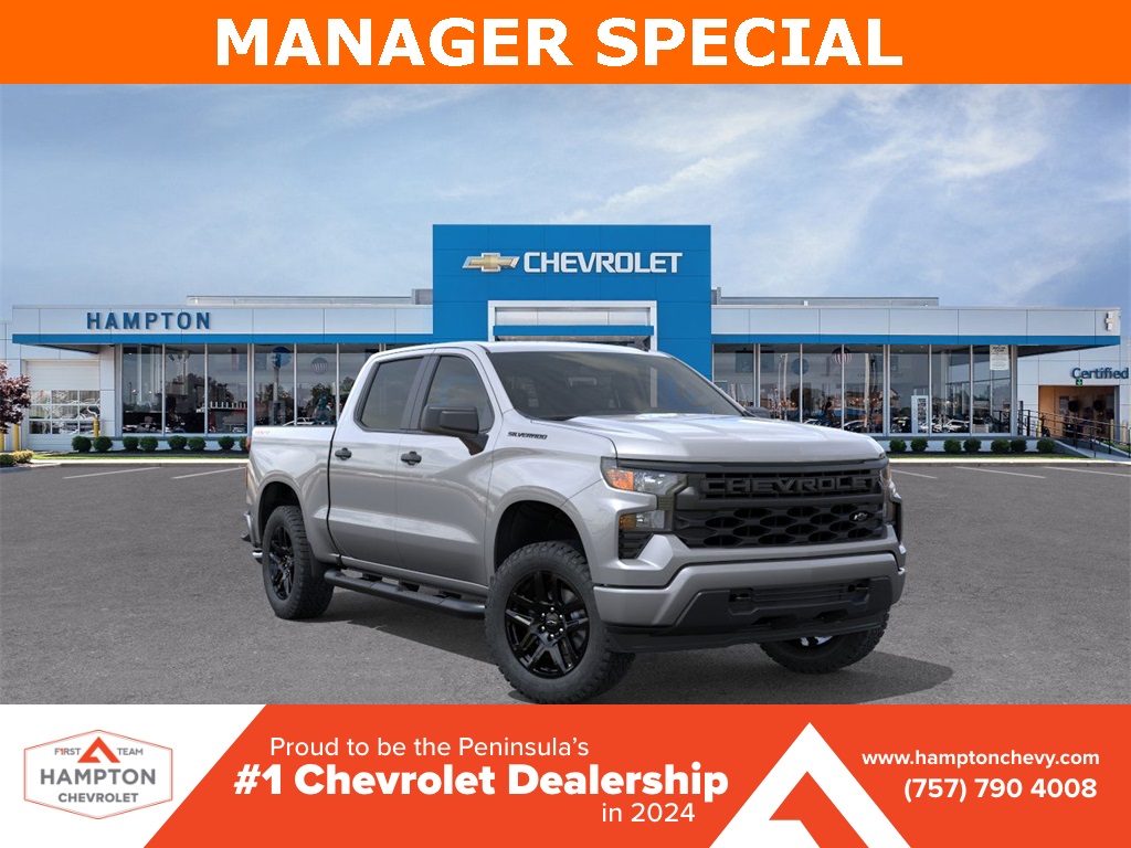 2025 Chevrolet Silverado 1500 Custom 4D Crew Cab 4WD