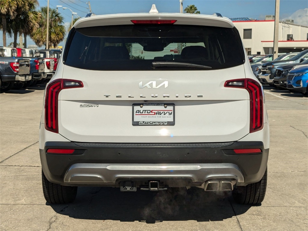 2022 Kia Telluride SX photo 3