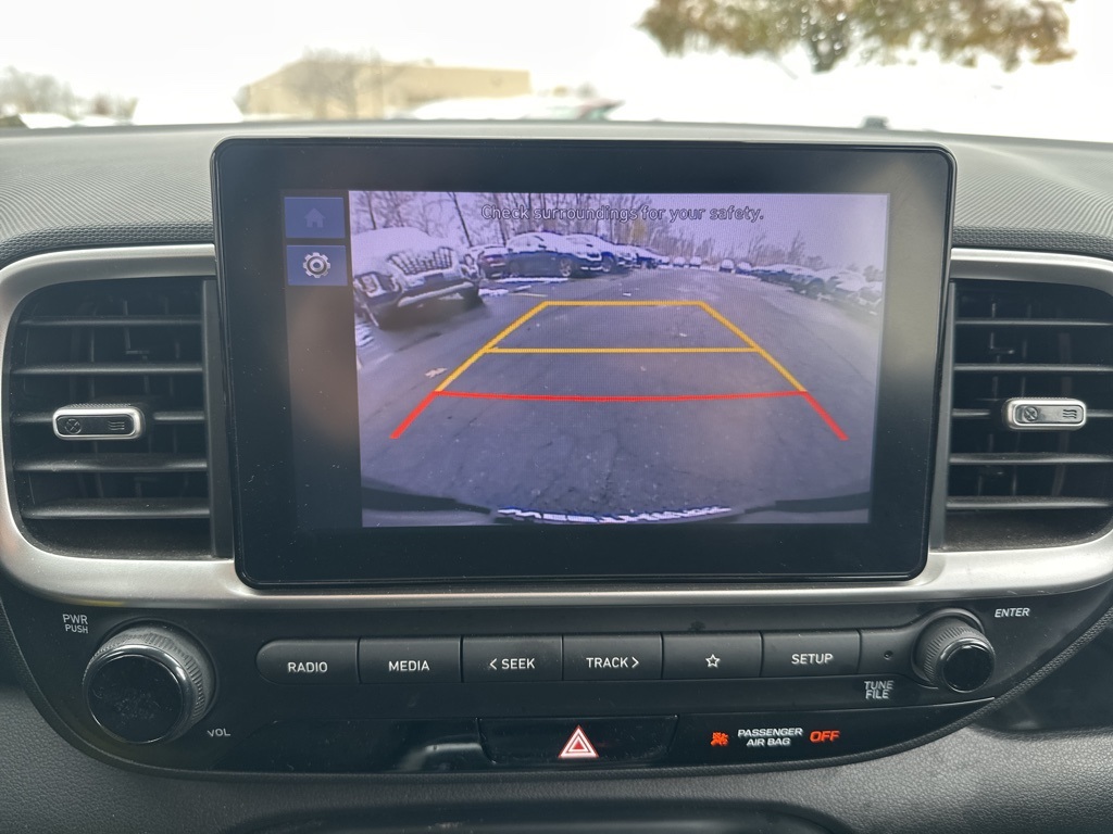 2023 Hyundai Venue SE photo 3