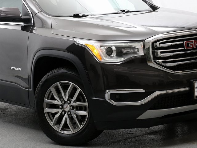 2018 Gmc Acadia SLE photo 3