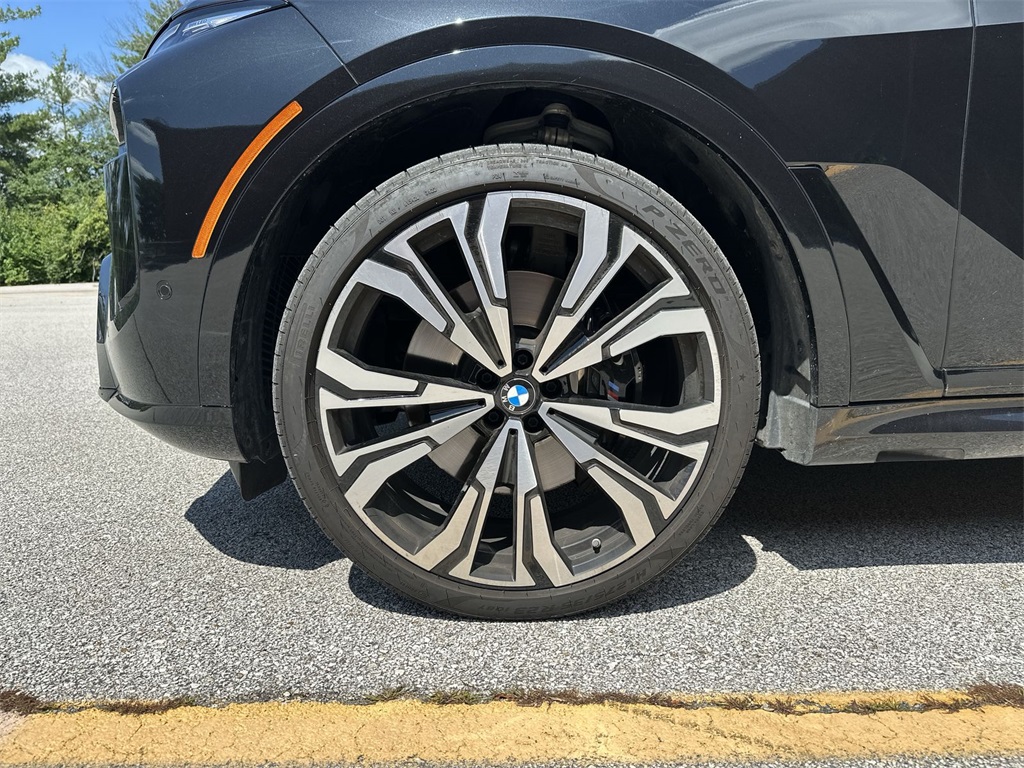 X7 M60i
